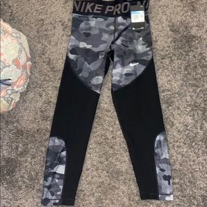 Nike pro leggings